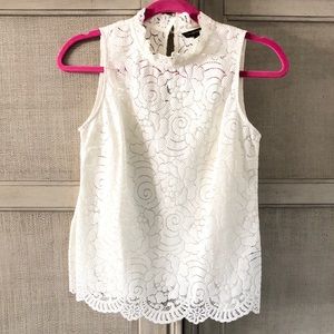 Banana Republic White Lace Sleeveless Blouse
